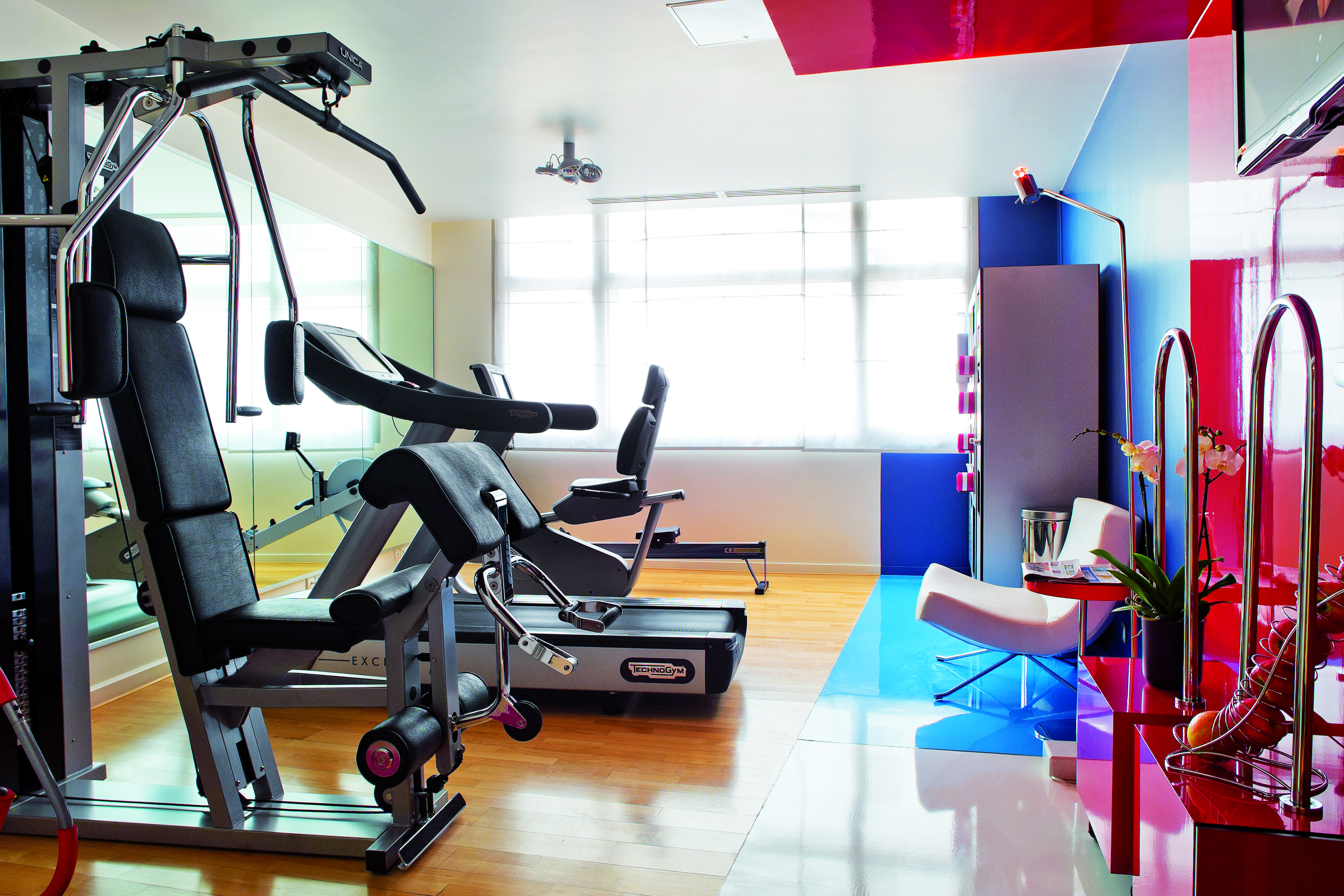 Nest Hotel Paris La Defense - Mgallery Collection Puteaux Exteriér fotografie A gym at a hotel