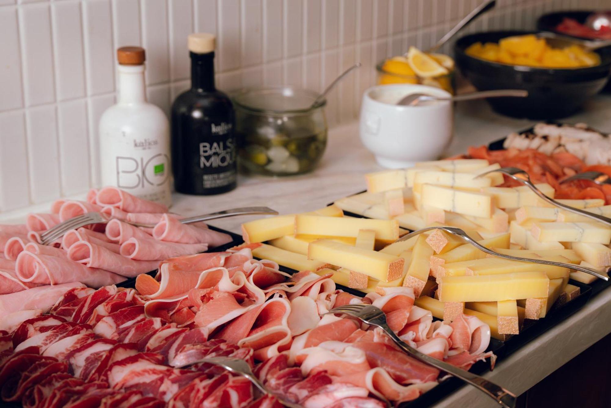 Nest Hotel Paris La Defense - Mgallery Collection Puteaux Exteriér fotografie Cold cuts